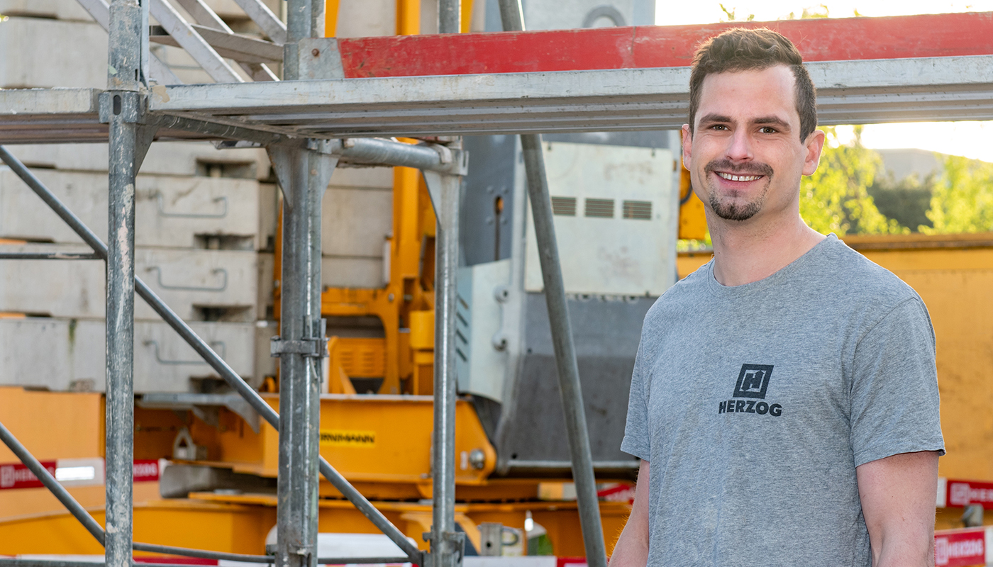 Timon Heina